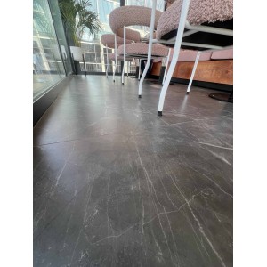 Realistik Nature Realistik Nature