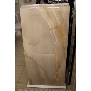 Realistik Carina Gold